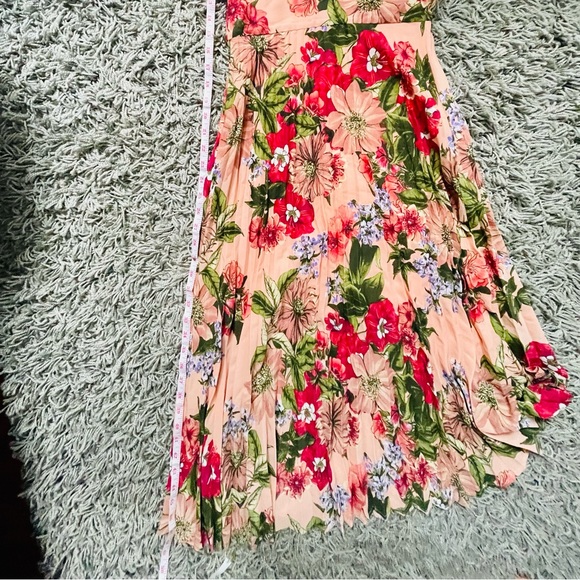 ✂️SOLD✂️LEITH NWOT floral midi dress - Picture 4 of 7